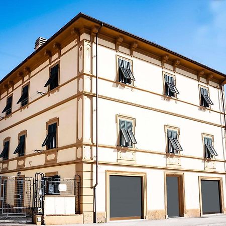 Casa Vacanza Ilia Pescia Luaran gambar