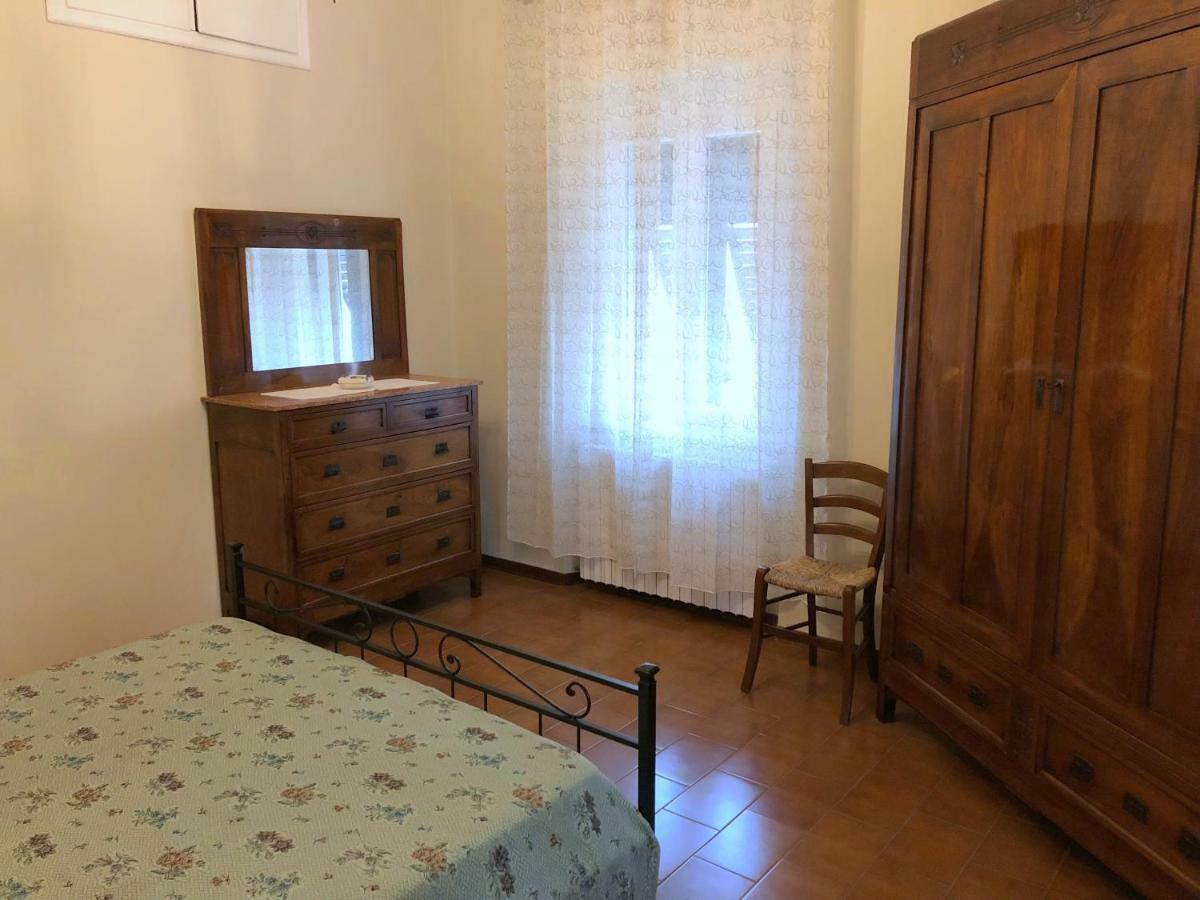 Casa Vacanza Ilia Pescia Luaran gambar