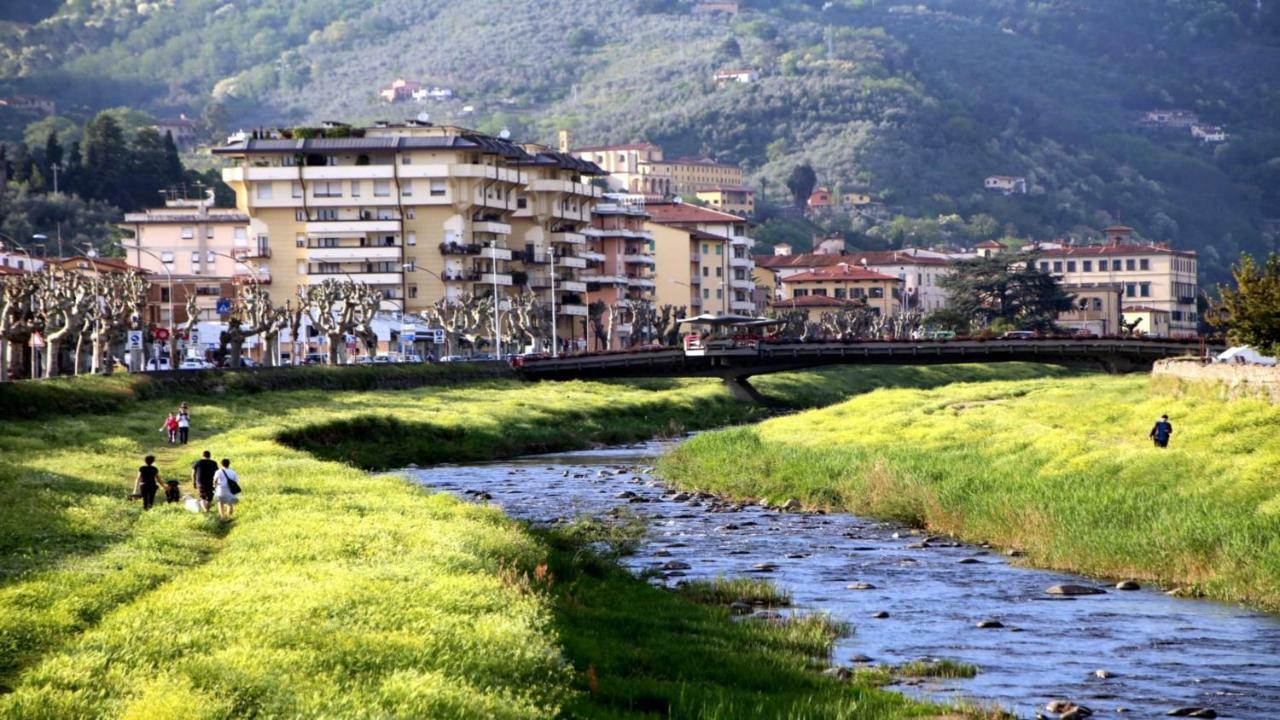 Casa Vacanza Ilia Pescia Luaran gambar