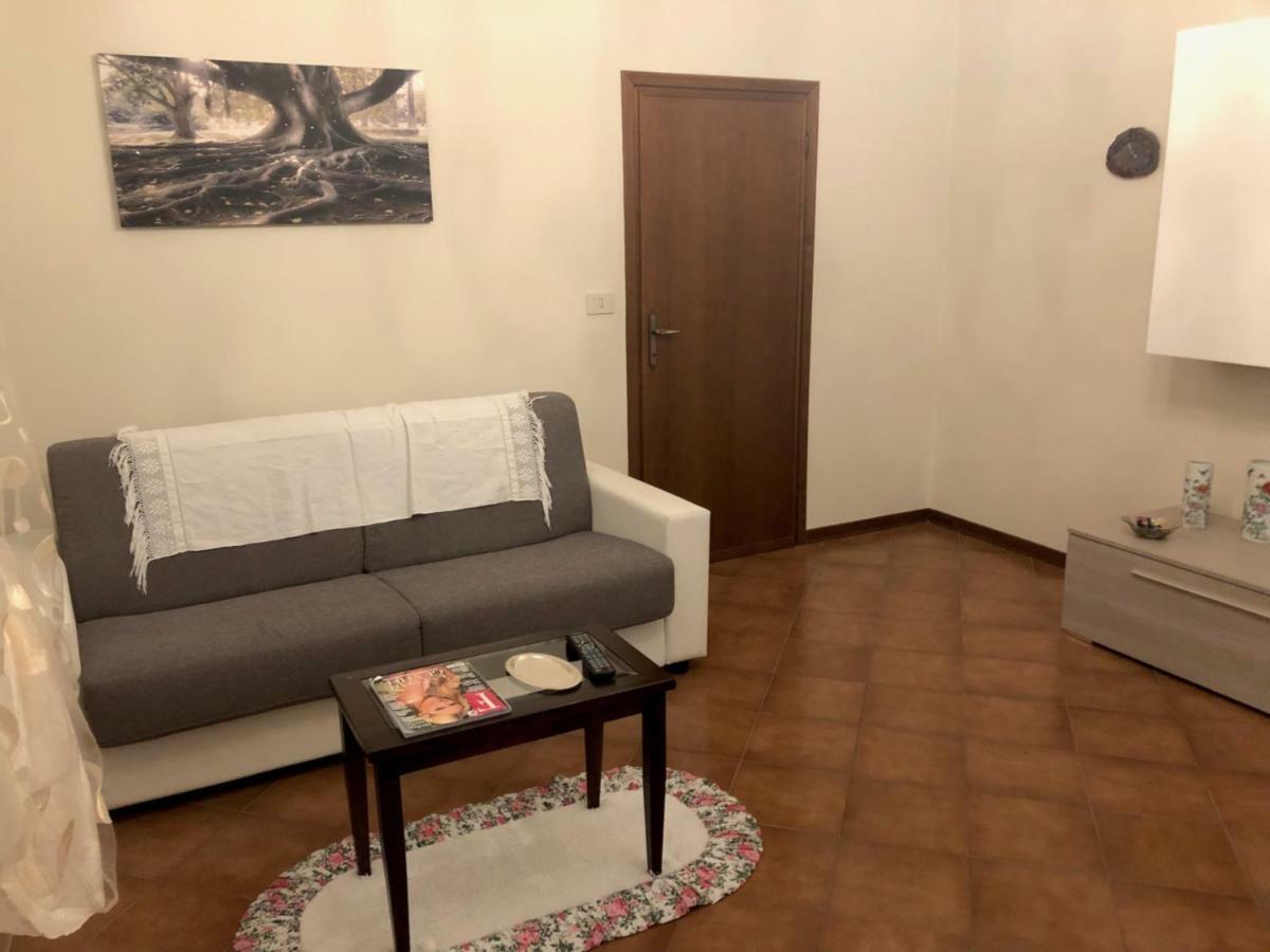 Casa Vacanza Ilia Pescia Luaran gambar