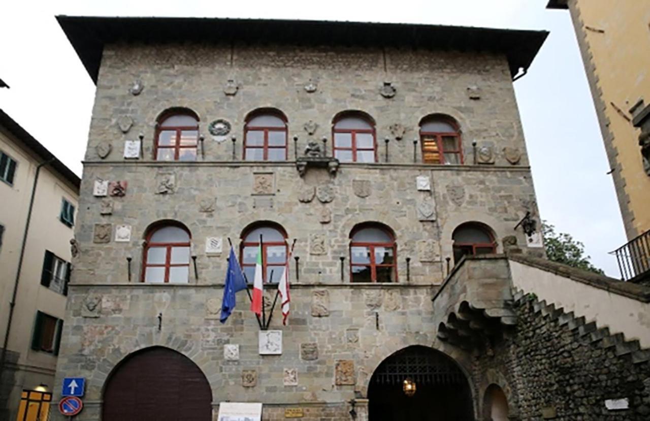 Casa Vacanza Ilia Pescia Luaran gambar